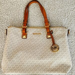 Michael Kors bag
